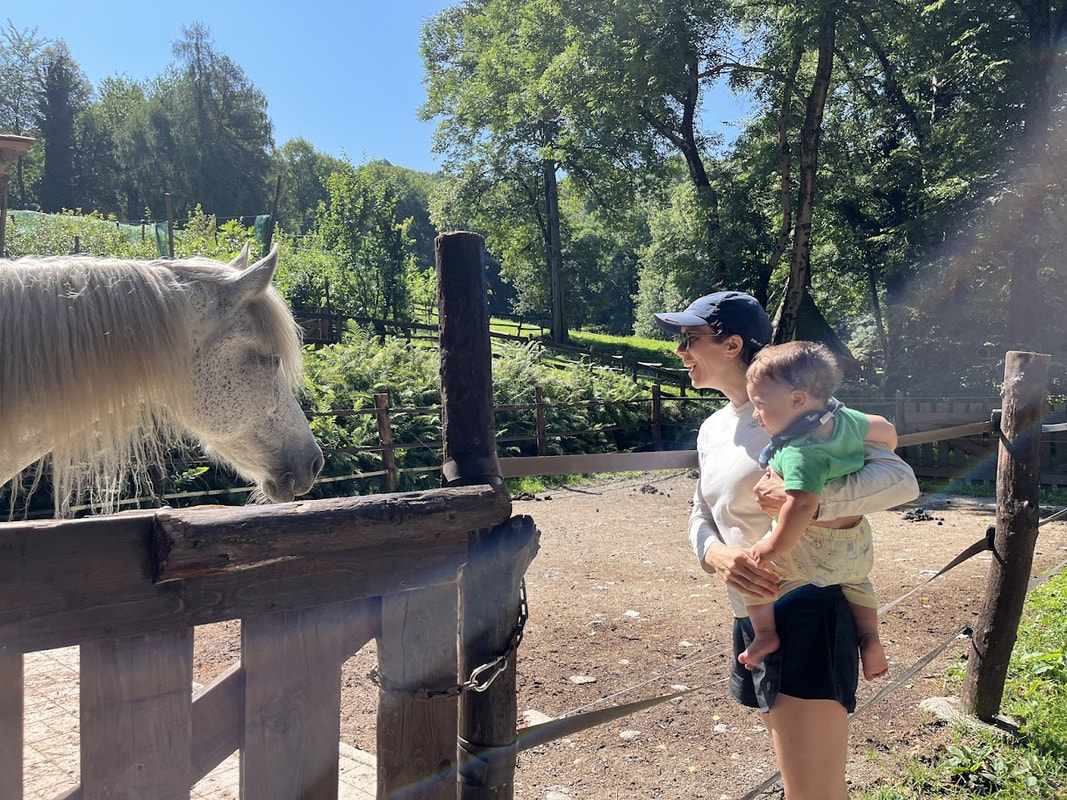 Cyclists at Bellagio View Point