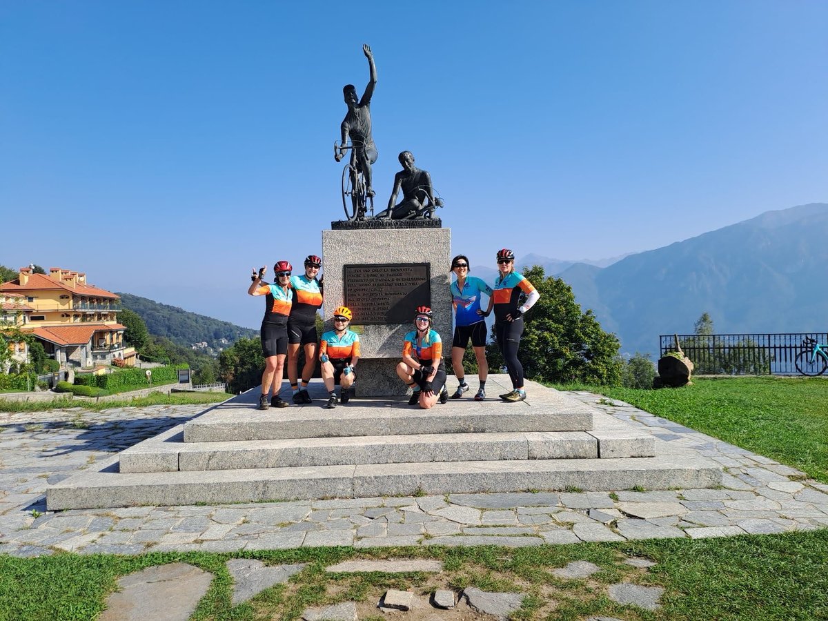 Lake Como Cyclists at Monument