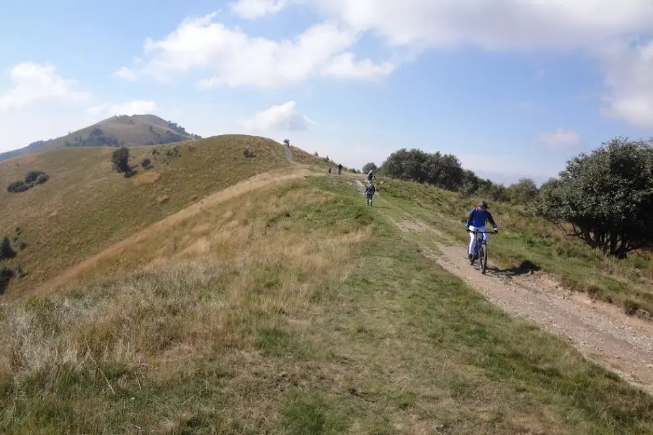 Dorsale del Triangolo Lariano (Ridge Trail) Mountain Biking Near Bellagio